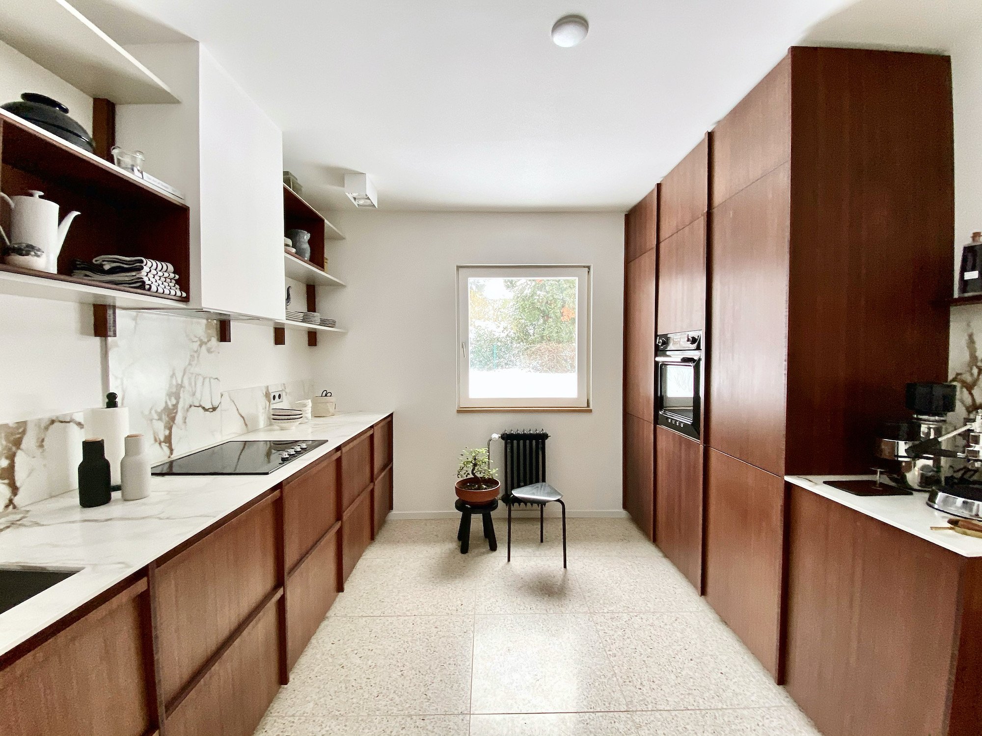 Sapien Stone Calacatta Macchia Vecchia Kitchen