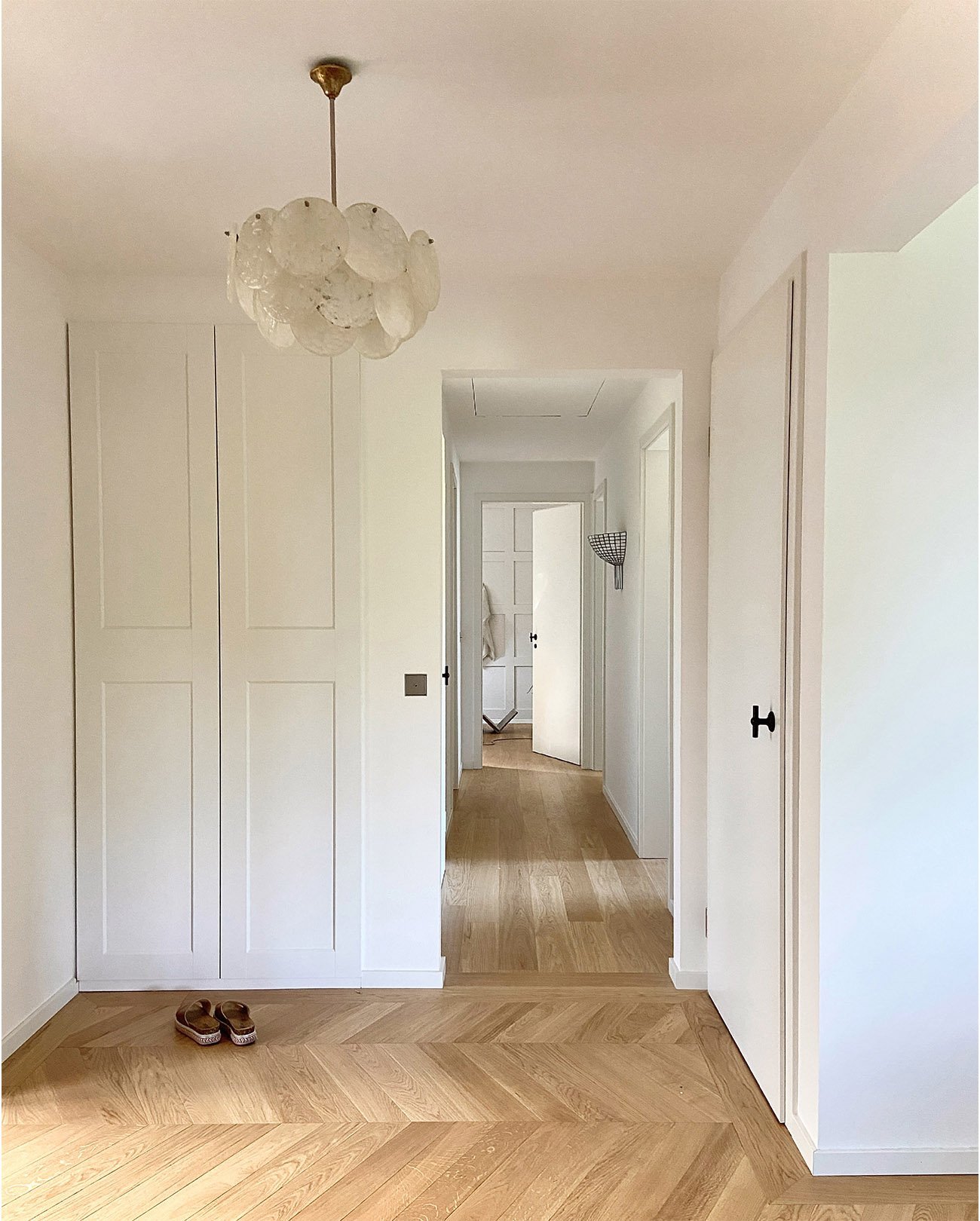 70s Bungalow ZWEI Design Hallway