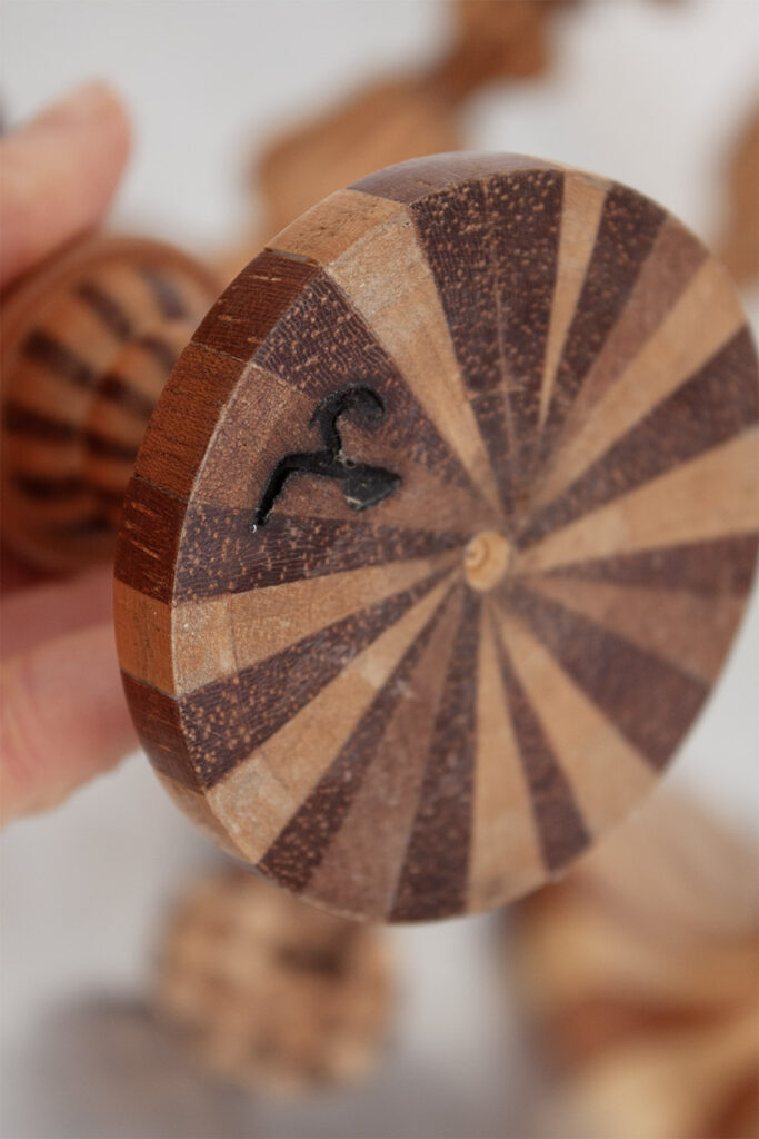 Untitled-1_0021_Curves 1