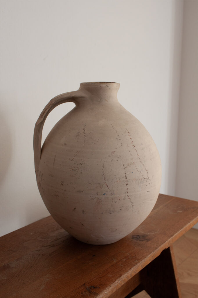 large light ceramic vase Vessel Amphora