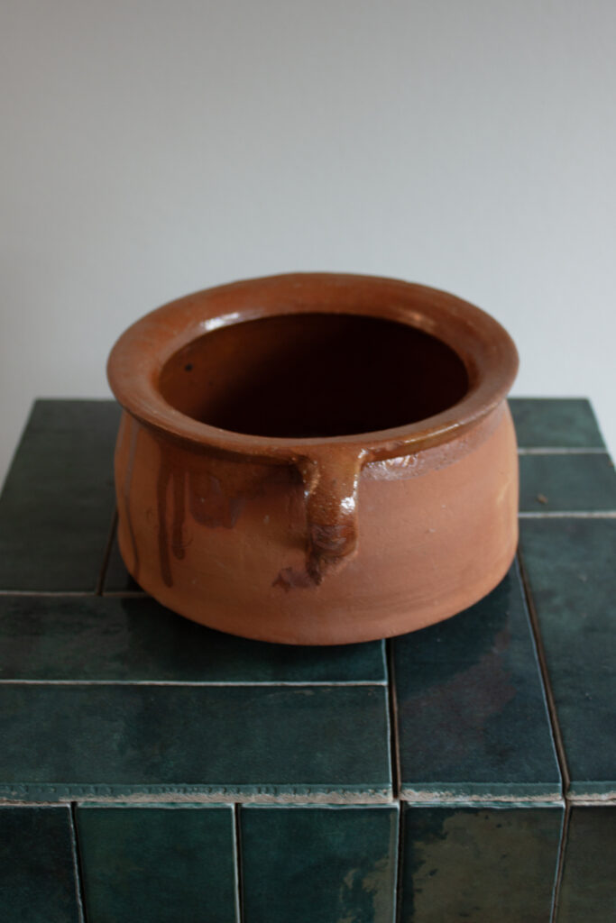 Terracotta bowl with dripping glase _0003_IMG_2904.CR2