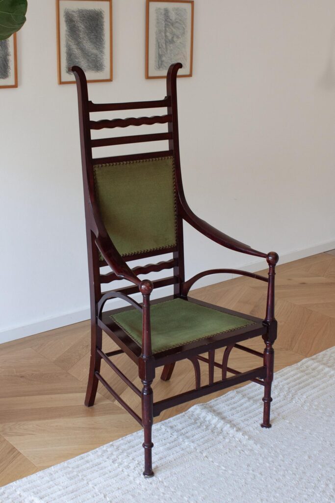 High back epoque belle chair_0002_IMG_4854.CR2