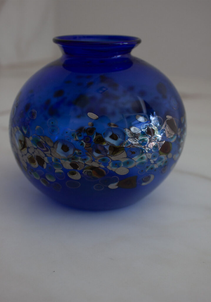 Blue small Murano vase with millefiori_0005_murano millefiori blue small vase_0005_IMG_4975.CR2.jpg