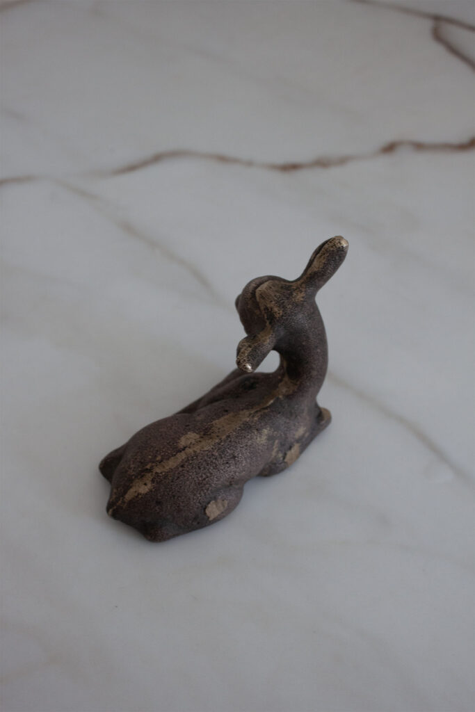 small brass deer sculpture_0005_brass sculpture roe deer_0005_IMG_4996.CR2.jpg