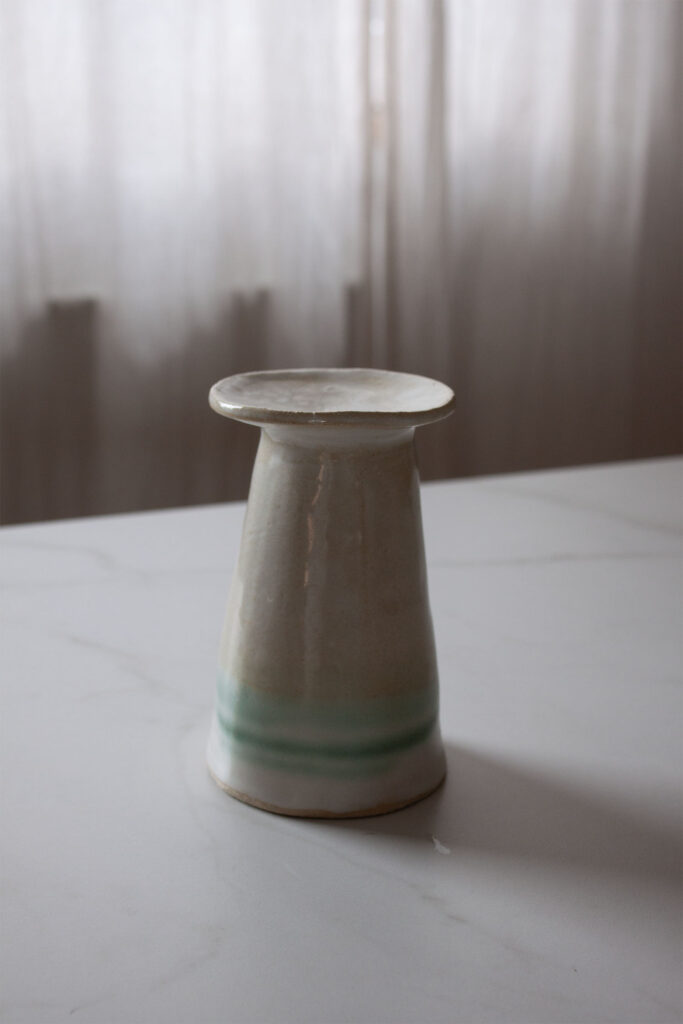 small ceramic stand_0000_IMG_5137.CR2