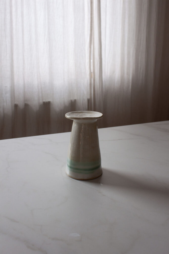 small ceramic stand_0001_IMG_5138.CR2