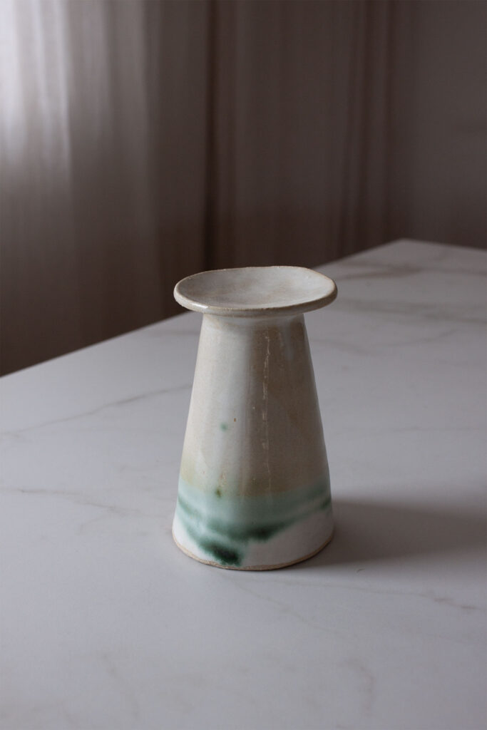 small ceramic stand_0003_IMG_5140.CR2