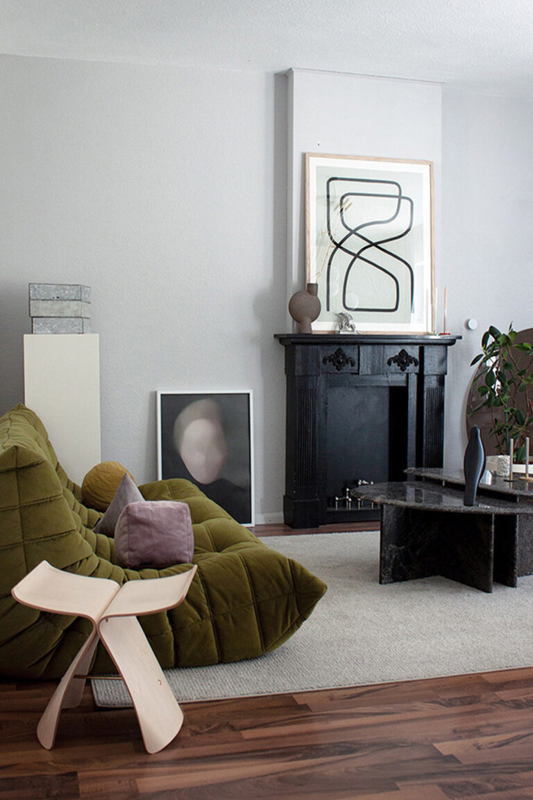 midcentury livingroom